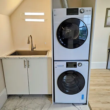 Sunflower Guest Suites-2